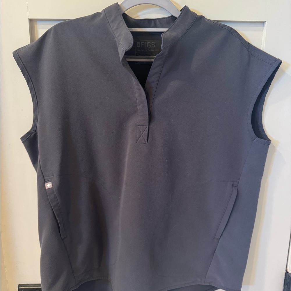 Figs Charcoal Rafaela Oversized Scrub Top